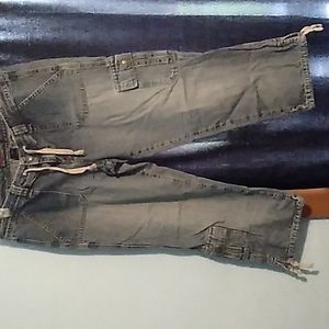 Blue Capri jeans